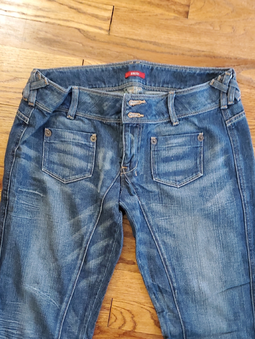 Guess Archival Vintage Early Y2K Low-Rise Jeans - Picture 3 of 16